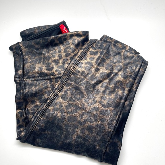 Spanx Vixen Pinup Leopard Print Faux Leather Metallic Leggings XS/TP - Picture 3 of 3